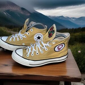 Converse Womens 7 High Top‎ Chuck Taylor All Star Shoe 162054C Embroidered Rose